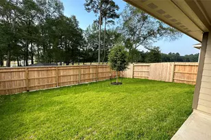 221 Harper Ridge Dr, Conroe, TX 77316 - Photo 19
