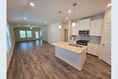 221 Harper Ridge Drive, Conroe, TX 77316 - Photo 3