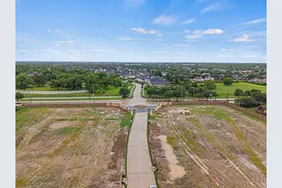7019 Meadowview Estates Court, Sugar Land, TX 77479 - Photo 5