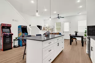 4201 Stassen St, Houston, TX 77051 - Photo 9