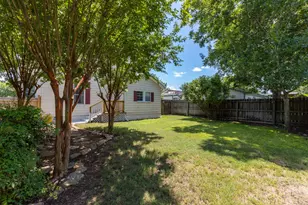 515 Wolf St, Schulenburg, TX 78956 - Photo 37