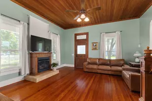 515 Wolf St, Schulenburg, TX 78956 - Photo 9