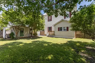 515 Wolf St, Schulenburg, TX 78956 - Photo 35