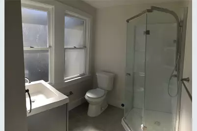 1104 E 26th Street, Houston, TX 77009 - Photo 11