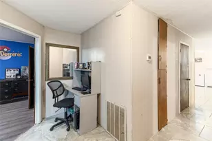 103 S Ringgold St, West Columbia, TX 77486 - Photo 7