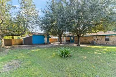 103 S Ringgold Street, West Columbia, TX 77486 - Photo 15