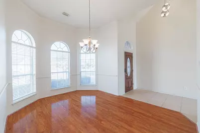7206 Sheffield Falls Court, Houston, TX 77095 - Photo 9