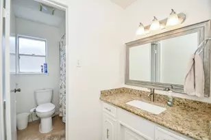 12806 Westhorpe Dr, Houston, TX 77077 - Photo 29