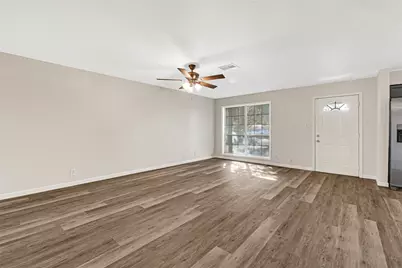 3322 1st Avenue S, Texas City, TX 77590 - Photo 5