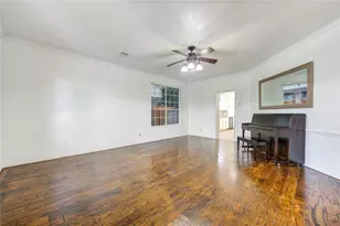 14506 Wadlington Dr, Houston, TX 77044 - Photo 7