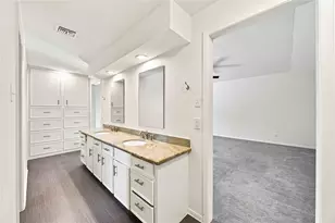 6215 Queensloch Dr, Houston, TX 77096 - Photo 21
