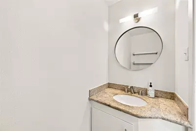 6215 Queensloch Drive, Houston, TX 77096 - Photo 17