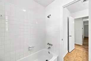 6215 Queensloch Dr, Houston, TX 77096 - Photo 33