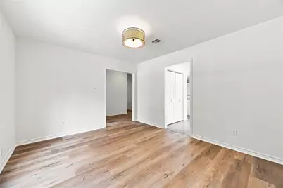 6215 Queensloch Drive, Houston, TX 77096 - Photo 17