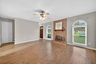 1445 Bonanza Rd, Houston, TX 77062 - Photo 7