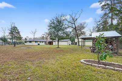 1011 Chateau Woods Parkway Drive, Conroe, TX 77385 - Photo 43