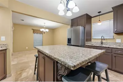 1011 Chateau Woods Parkway Drive, Conroe, TX 77385 - Photo 15