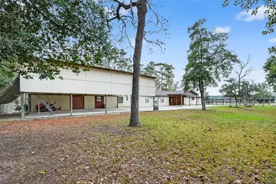 1011 Chateau Woods Parkway Drive, Conroe, TX 77385 - Photo 39