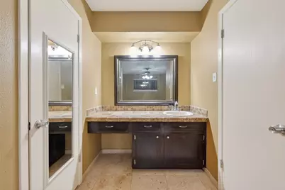 1011 Chateau Woods Parkway Drive, Conroe, TX 77385 - Photo 27