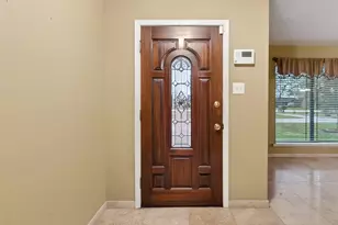 1011 Chateau Woods Pkwy Dr, Conroe, TX 77385 - Photo 7