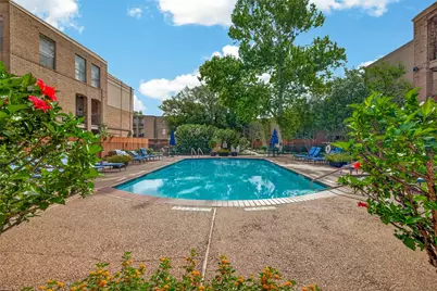 4649 Wild Indigo Street #336, Houston, TX 77027 - Photo 35