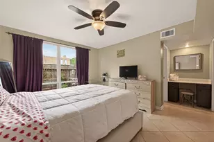 4649 Wild Indigo St, Houston, TX 77027 - Photo 21