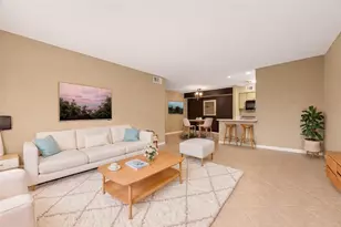 4649 Wild Indigo St, Houston, TX 77027 - Photo 11