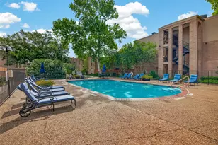 4649 Wild Indigo St, Houston, TX 77027 - Photo 33