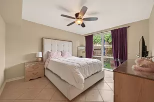 4649 Wild Indigo St, Houston, TX 77027 - Photo 19