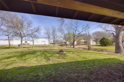 309 Anderson Street, Schulenburg, TX 78956 - Photo 19