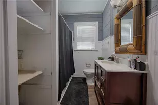 309 Anderson St, Schulenburg, TX 78956 - Photo 15