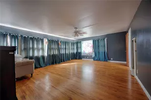 309 Anderson St, Schulenburg, TX 78956 - Photo 21