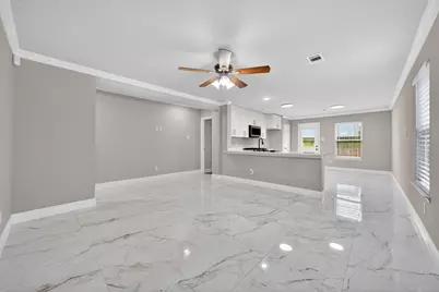 18927 Remington Bend Drive, Houston, TX 77073 - Photo 5