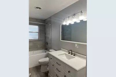 708 Western Avenue, Angleton, TX 77515 - Photo 11