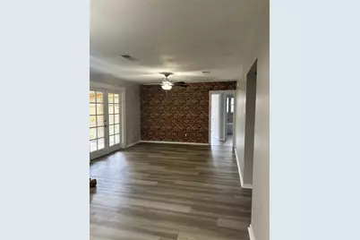708 Western Avenue, Angleton, TX 77515 - Photo 3