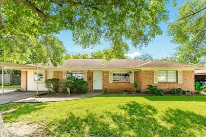 708 Western Avenue, Angleton, TX 77515 - Photo 1