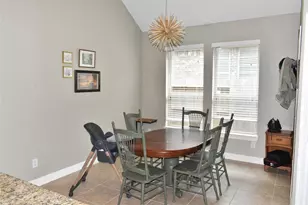 14822 Twin Waters CT, Houston, TX 77044 - Photo 15