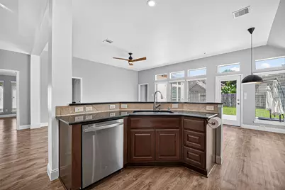 5606 Walnut Glen Lane, Rosenberg, TX 77471 - Photo 15