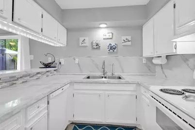 1528 Silverpines Road #528, Houston, TX 77062 - Photo 13