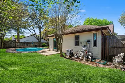 9806 Paddock Court, Houston, TX 77065 - Photo 27