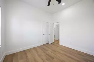 9723 Cargill St, Houston, TX 77029 - Photo 9