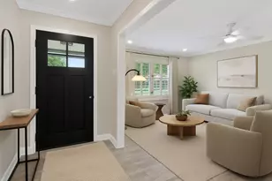 9642 Meadowglen Ln, Houston, TX 77063 - Photo 19