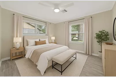 9642 Meadowglen Lane, Houston, TX 77063 - Photo 23