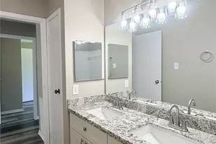 4802 Kleinmeadow Ct, Houston, TX 77066 - Photo 29
