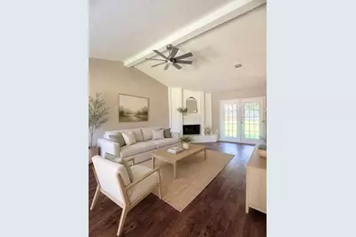 4802 Kleinmeadow Court, Houston, TX 77066 - Photo 9