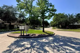4802 Kleinmeadow Ct, Houston, TX 77066 - Photo 43