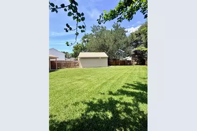 4802 Kleinmeadow Court, Houston, TX 77066 - Photo 35