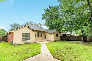 205 Mango St, Lake Jackson, TX 77566 - Photo 27