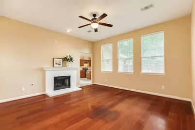 205 Mango Street, Lake Jackson, TX 77566 - Photo 7
