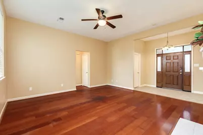 205 Mango Street, Lake Jackson, TX 77566 - Photo 9